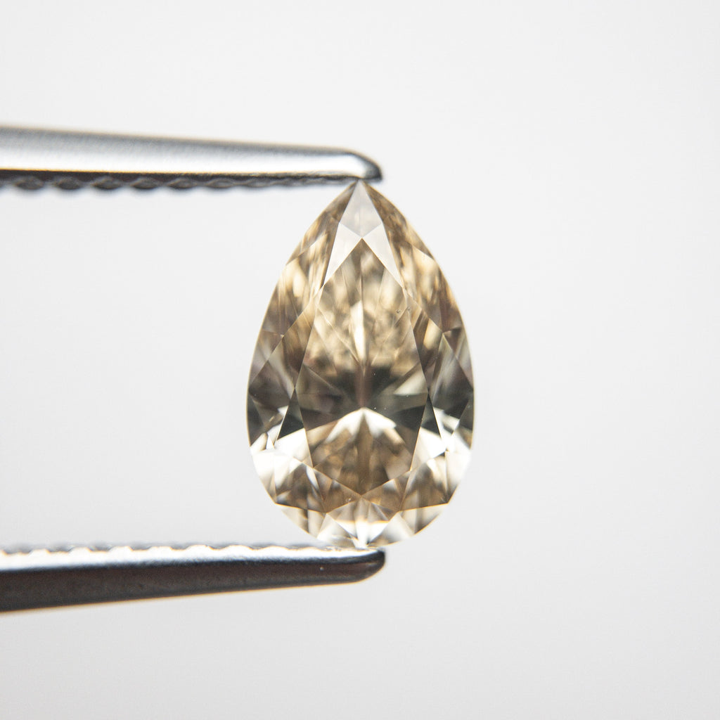 1.10ct 8.61x5.41x3.60mm Champagne Pear Brilliant 18704-01 - Misfit Diamonds