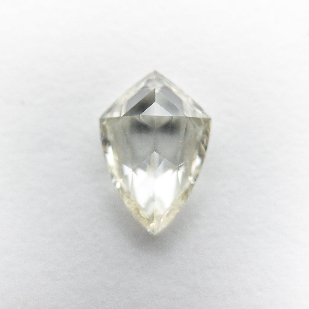 1.01ct 8.96x6.11x2.93mm SI1 L Kite Step Cut 19044-02 - Misfit Diamonds
